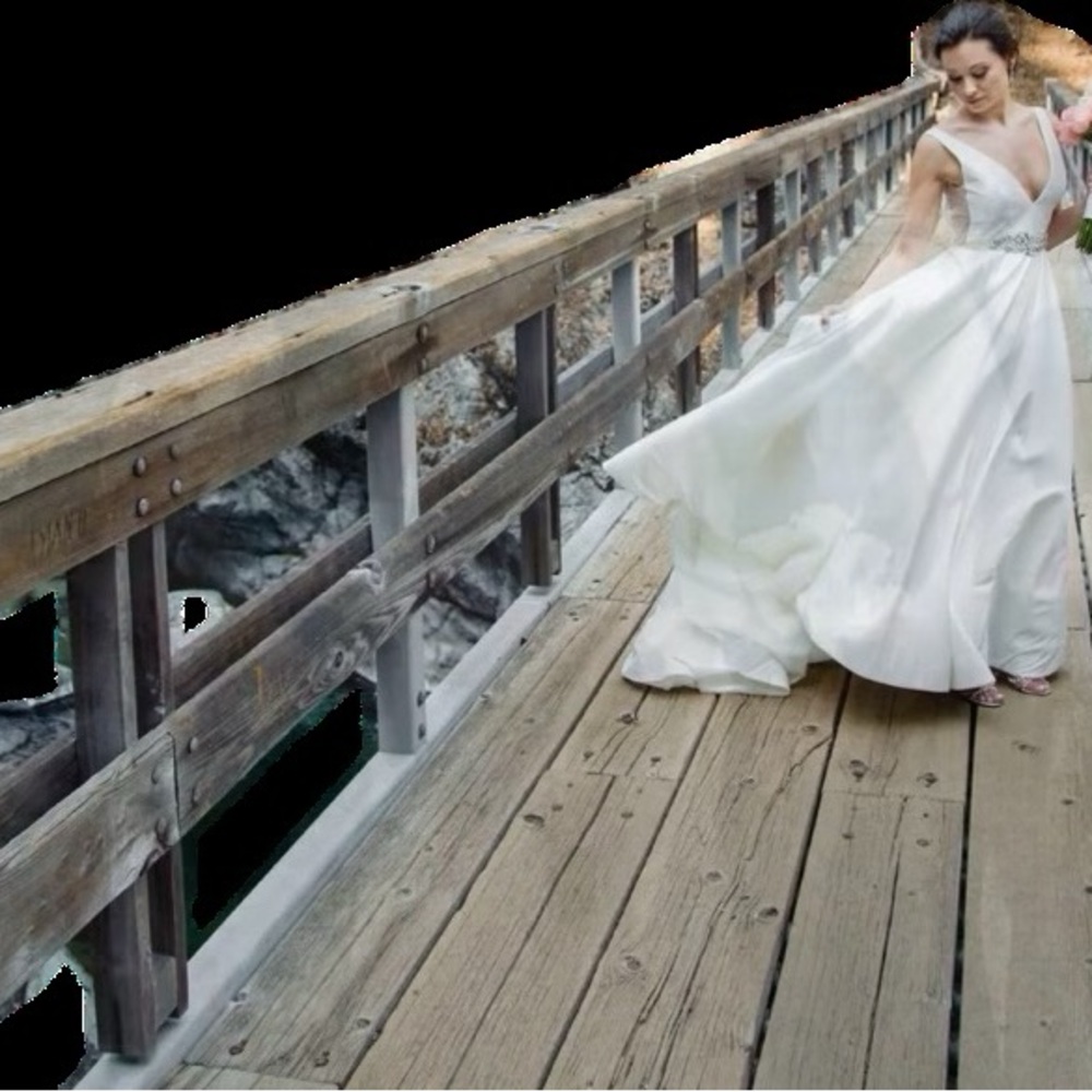 Elegant White Wedding Dress